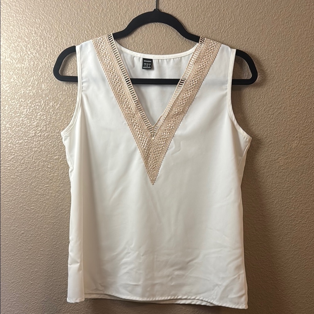 Elegant White Sleeveless Top